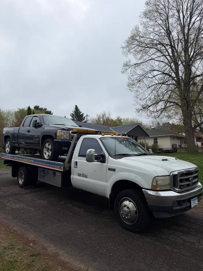 Plataforma de Alexander Towing LLC para compra de chatarra