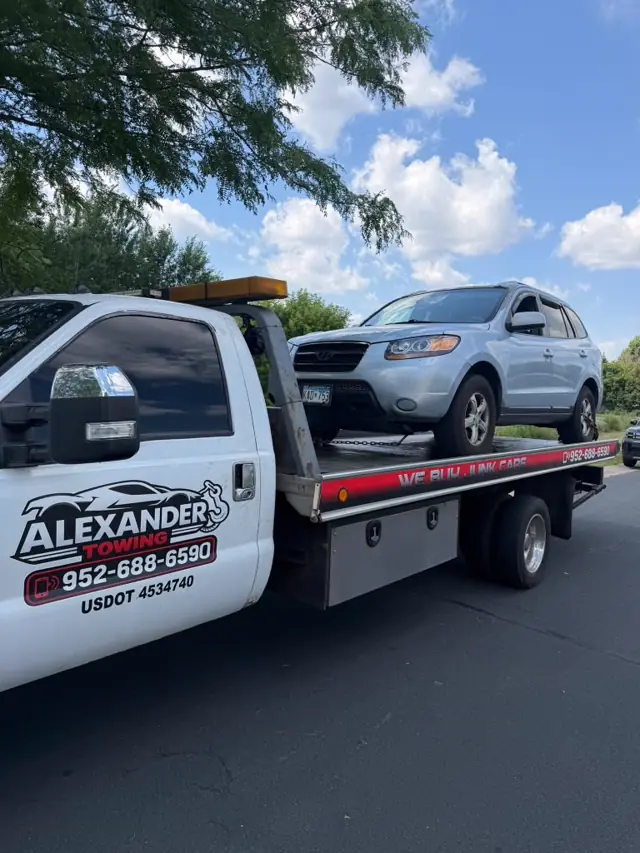 Crossover SUV towing in Minnesota