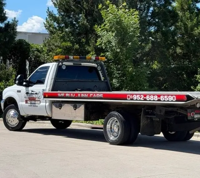 Pickup truck towing in Minnesota