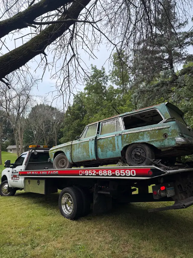 Camioneta clásica recogida por efectivo en Minnesota